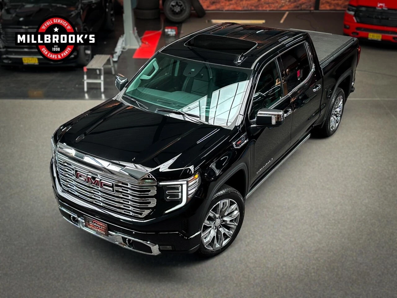 GMC Sierra 2024 - Denali 6.2L V8 immagine 10