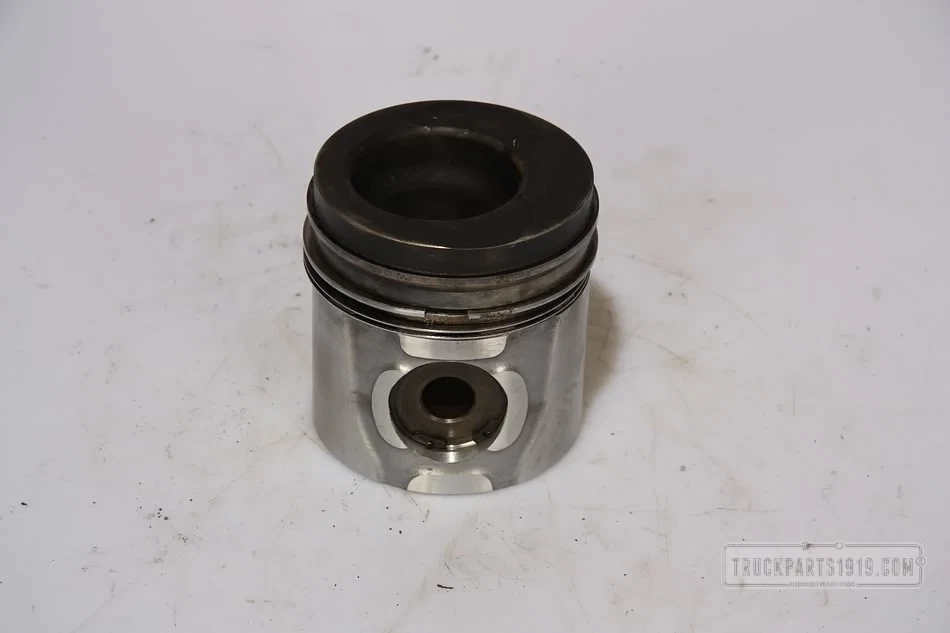 Renault - Engines & Parts Renault DCI4 Zuiger Gebr. imagen 1