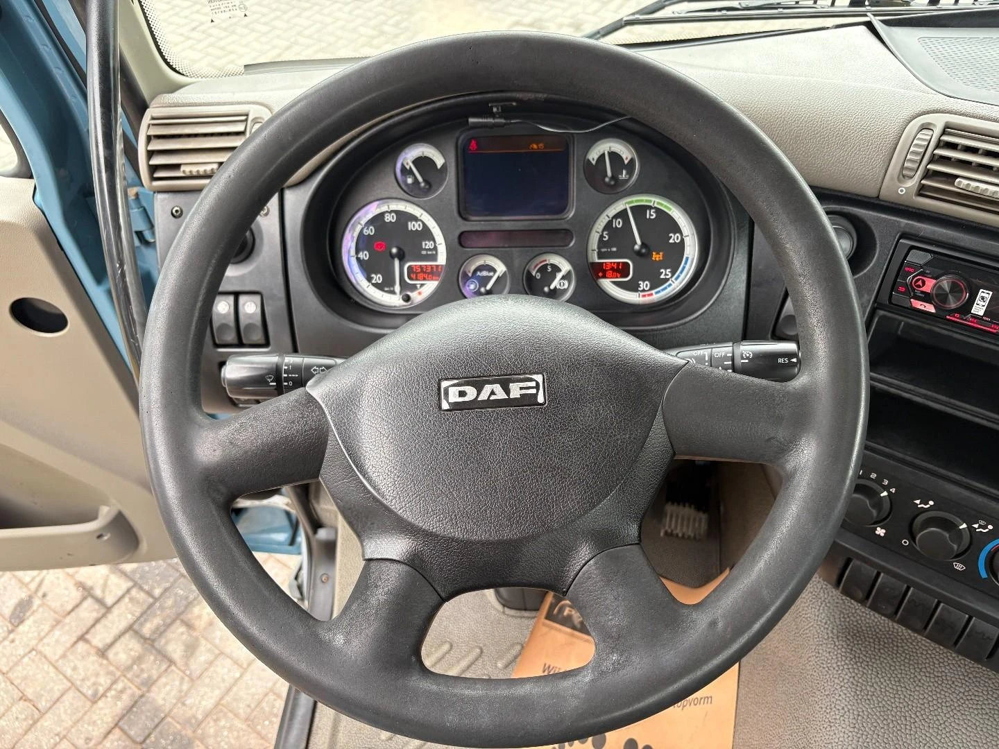 DAF CF 75.250 2009 afbeelding 11