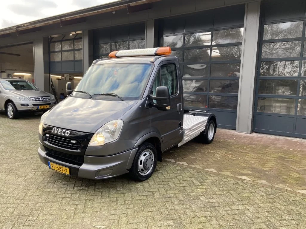 Iveco 2022 - de grootste vooraad van Europa BE trekkers en be oplegger Bild 5