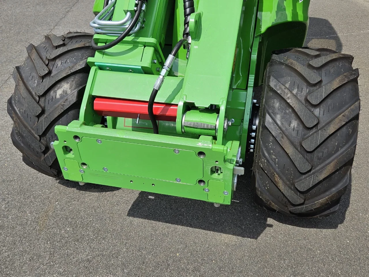 Avant 2025 - 645i Rental mini-shovel afbeelding 18