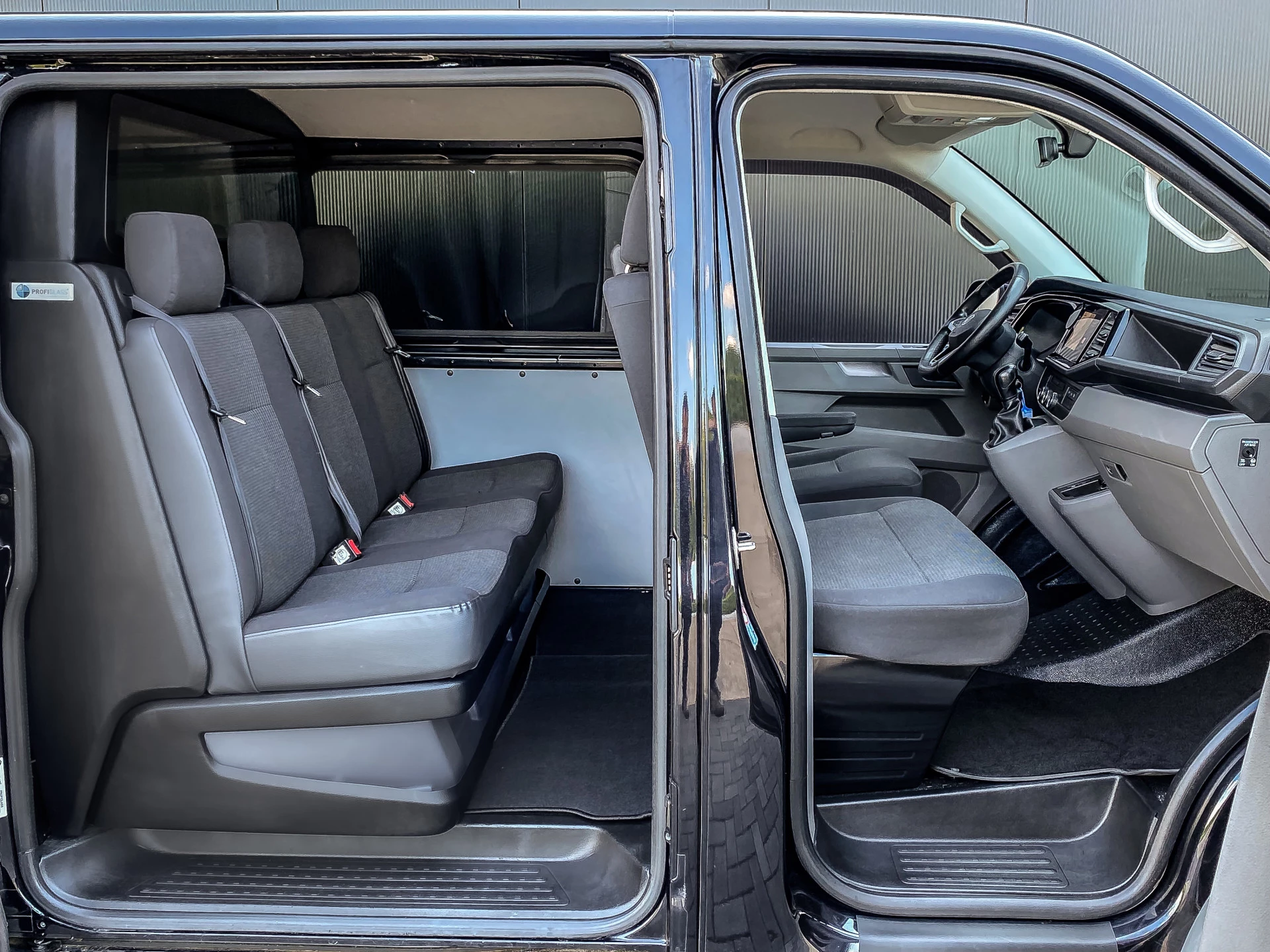 Volkswagen Transporter 2019 - 2.0 TDI 150PK DSG Dubbele Cabine obrázek 15