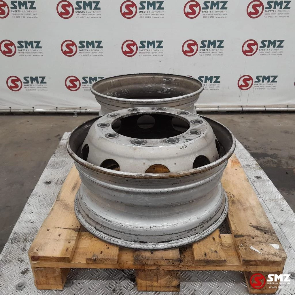 Volvo - Occ set van 2 velgen 22.5x9.00 Volvo afbeelding 3
