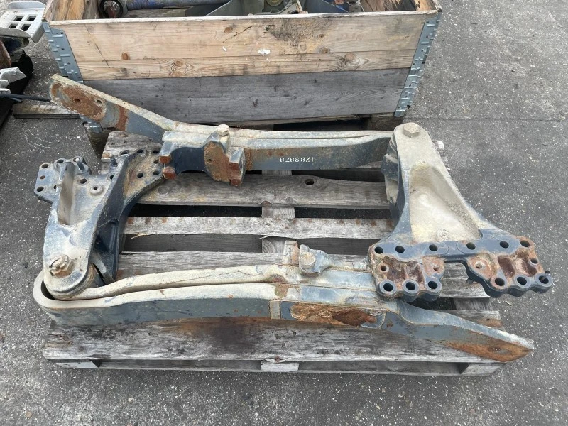 Scania - 1769877 / 1769878 REAR AXLE SUSPENSION SET zdjęcie 1