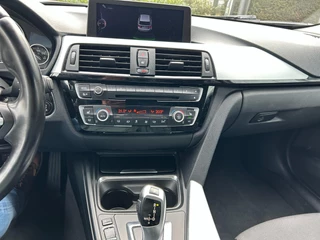 BMW 3 Series 2013 - Touring 328i Executive aut sportline 245 pk M stuur 18 inch imagen 8