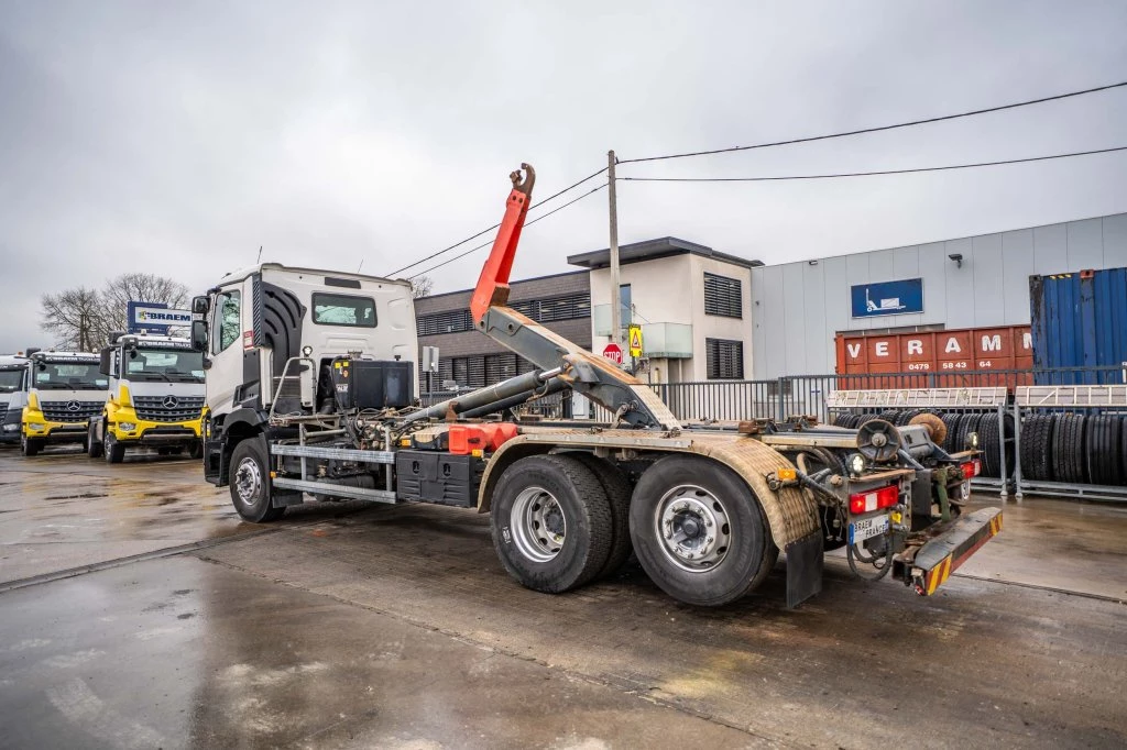 Renault 2018 - C430.26 +DALBY immagine 2