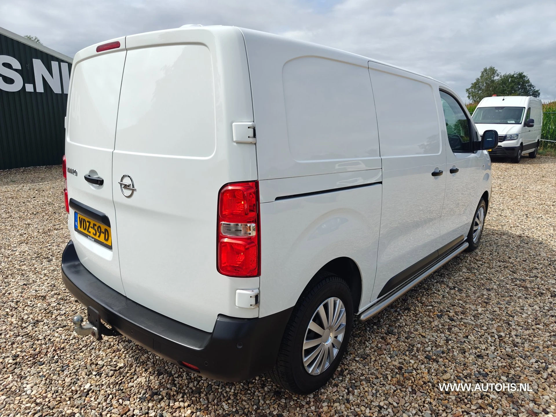Opel Vivaro 2020 - 1.5 CDTI L2H1 , Werkplaats inrichting , Euro 6 , 1e Eig. Camera , navi , cruise , in pracht staat. afbeelding 6