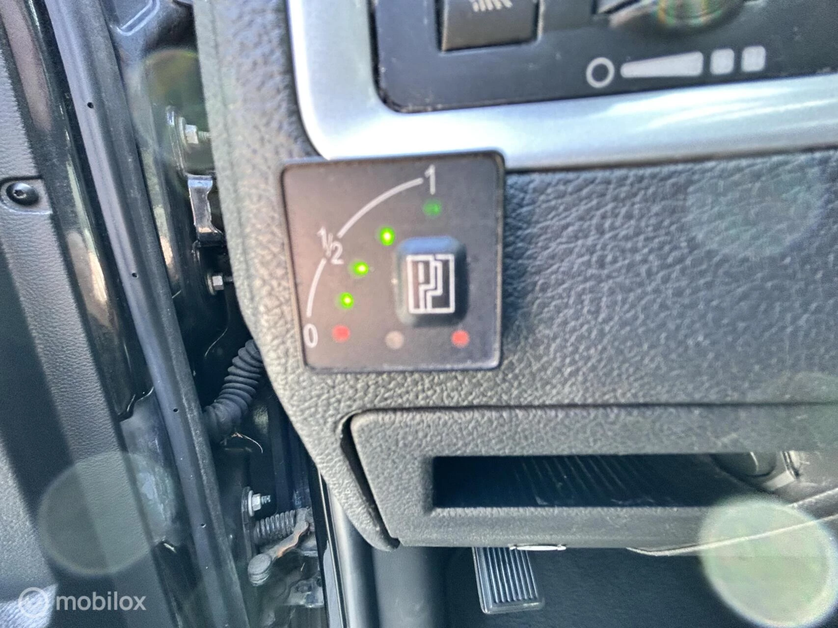 Dodge Ram 1500 2011 - 5.7 V8 Crew Cab sport Black edition afbeelding 13