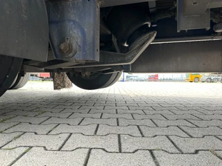 Floor N/A 2021 - zeer mooie AXD.330 3-assige aanhanger met alu zijborden, rongpotten, liftas, geschoopeerd, NL-aanhanger obrazek 35