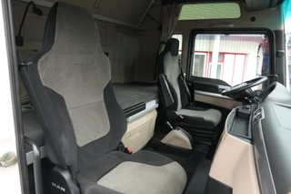 MAN TGX 2018 - 18.500 XXL | Mega/Lowdeck | Lifting fifth wheel | 577918Km | 2018 | Retarder | 2 Tanks | Full Air | Stand klima | Subwoofer | TUV/MOT/APK 08-2026 | German Truck obrazek 49