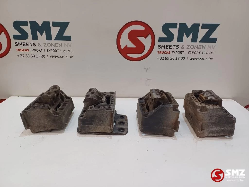 Mercedes-Benz 2016 - Occ set motorsteunen Mercedes immagine 2