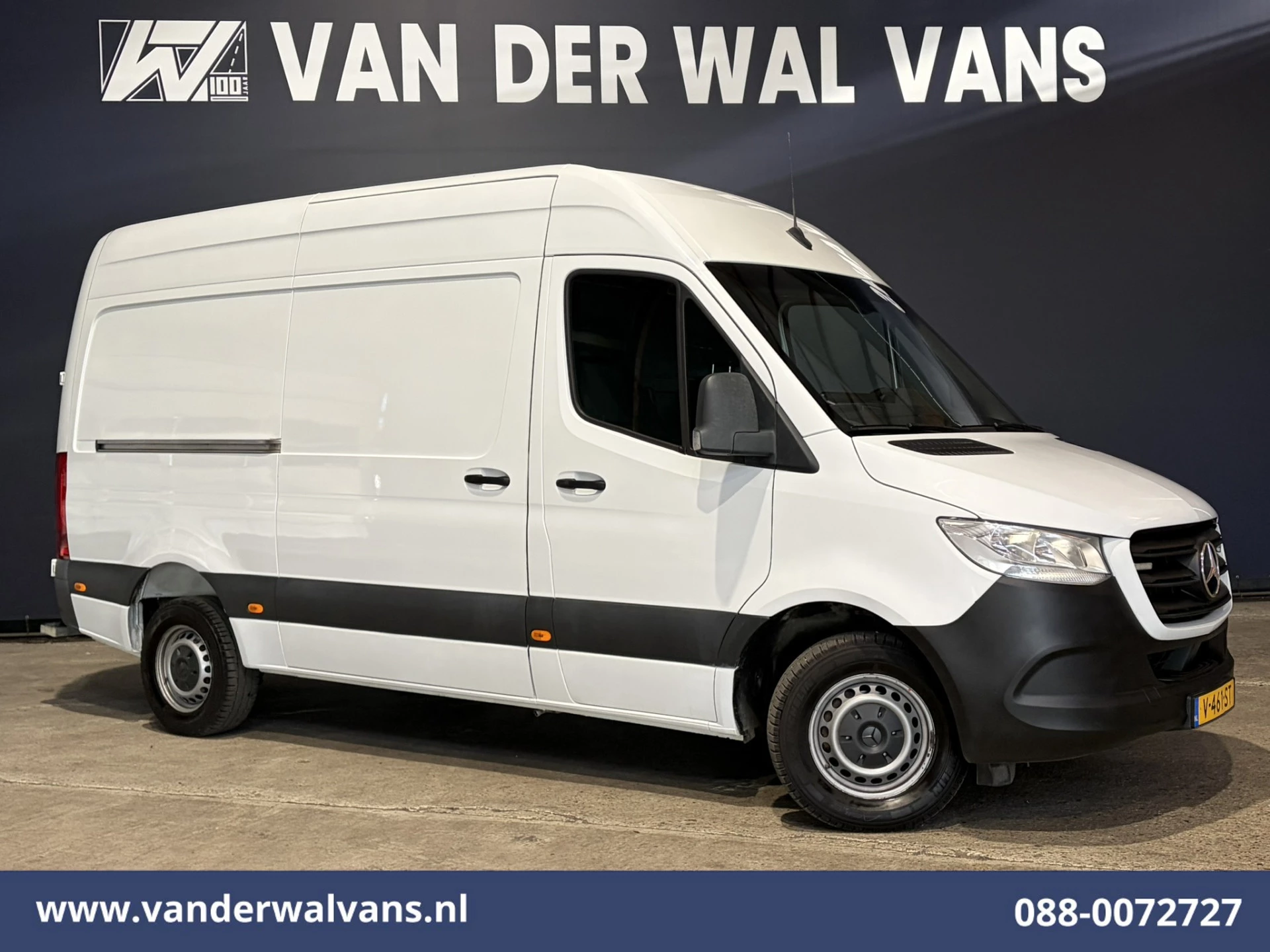 Mercedes-Benz Sprinter 2018 - 316 CDI 163 pk L2H2 Euro6 Airco | 2800kg Trekhaak | Camera | Apple Carplay | Parkeersensoren image 1