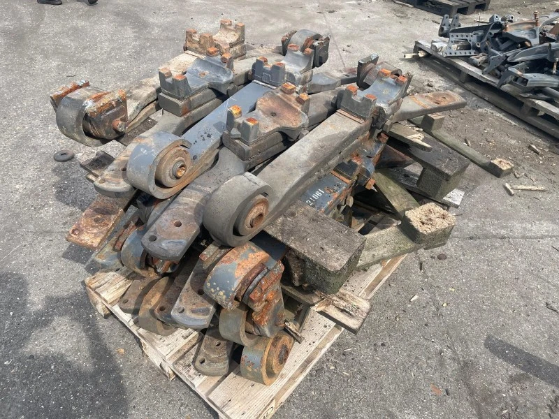 Scania - 1376909 / 1376910 / 1421060 / 1421061 REAR AXLE SUSPENSION 4/R/P/G-SERIE afbeelding 1