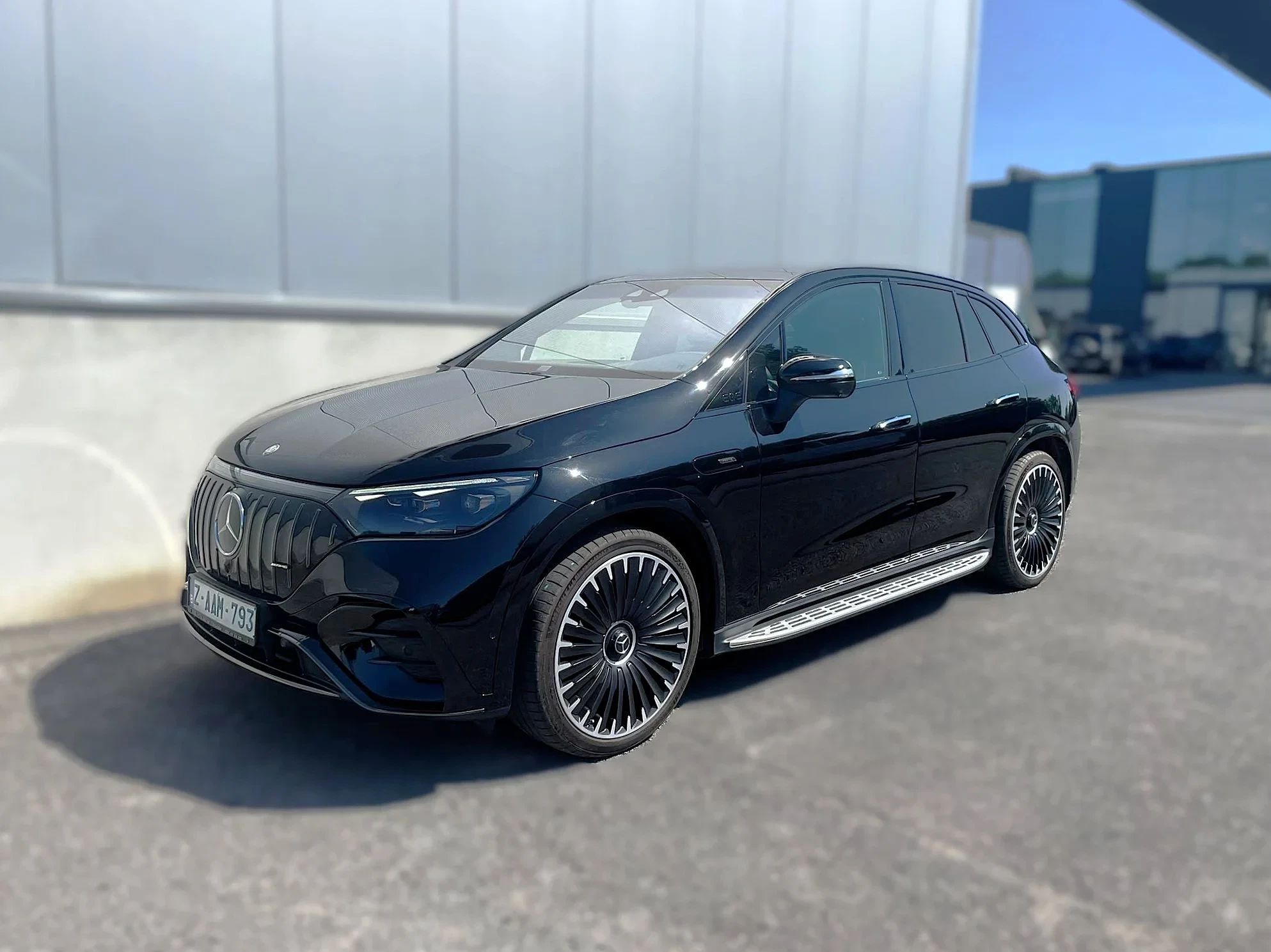 Mercedes-Benz E-Klasse 2024 - EQE 43 AMG*4Matic*Distronic+*Head-up*Panoschuifdak*Airmatic*360°cam*Sound system*Meesturend achteras afbeelding 13