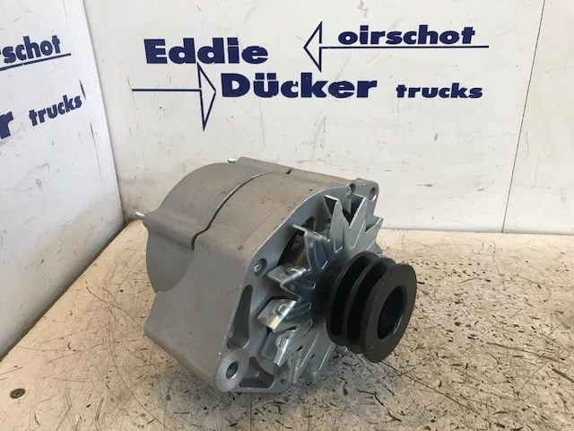 DAF - 0890967-1258700 DYNAMO BOSCH 0120469891 (NIEUW) F2100-F2700 zdjęcie 1