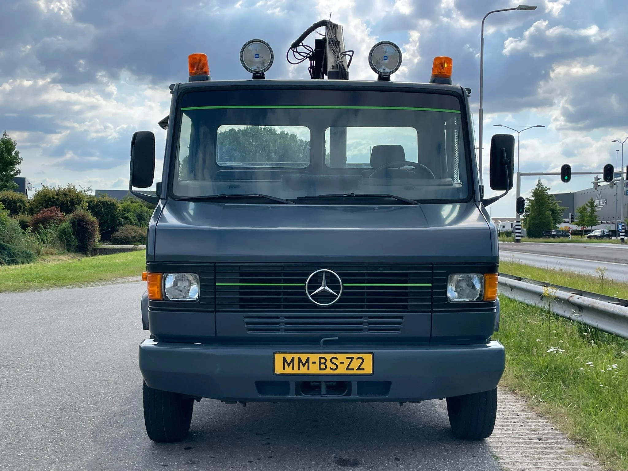 Mercedes-Benz 4x2 809D 1988 afbeelding 12
