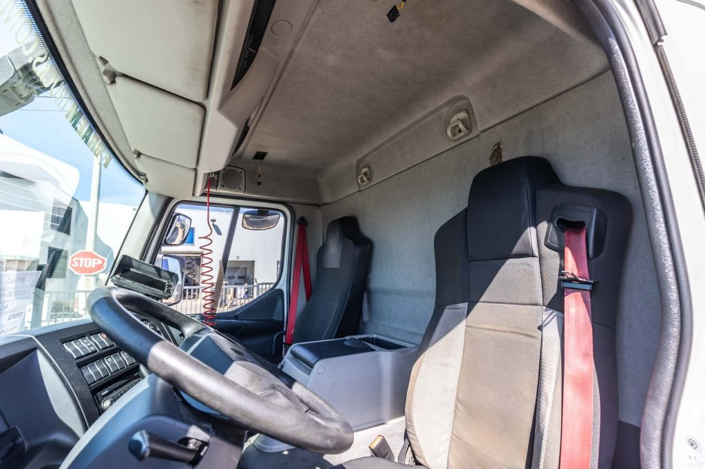Renault 2015 - D 18 250 DXI + DHOLLANDIA 1.5T. immagine 11