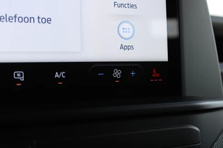 Ford Transit Custom 2024 - 320 2.0 TDCI L2H1 Trend DC 136pk - Carplay - Android - Camera - Trekhaak - LED koplampen - Stoelverwarming - Draadloos laden - Rijklaar image 15
