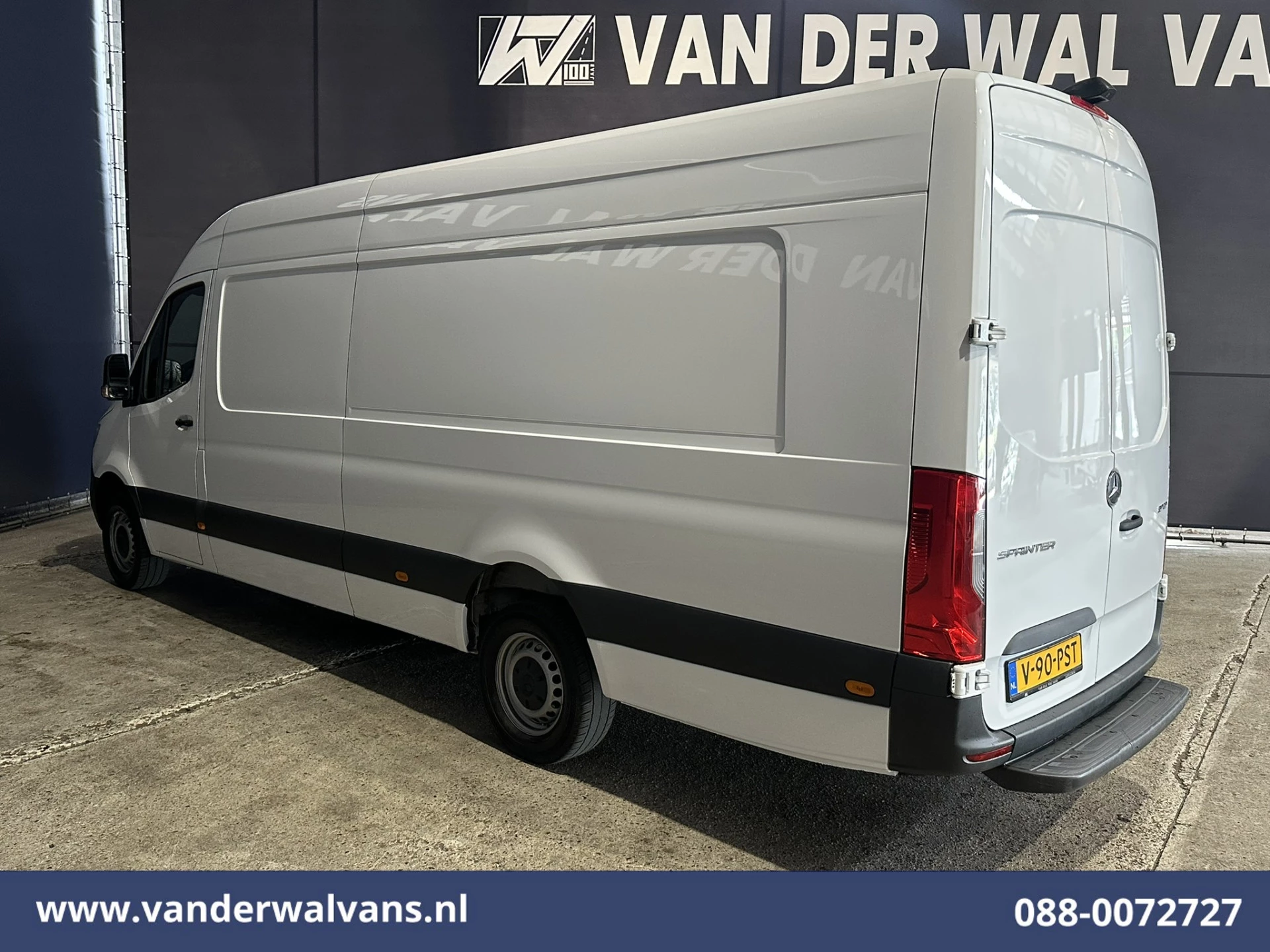 Mercedes-Benz Sprinter 2022 - 317 CDI 170pk L4H2 Supermaxi Euro6 Airco | Camera | Apple Carplay | Android Auto immagine 9