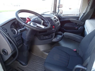 DAF N/A 2018 - XF106 SPACECAB obrazek 3