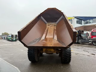Caterpillar N/A 2012 - 725, CE, AIRCO, RETARDER, REAR CAMERA, AUTO LUBE, 23,5X25 TYERS imagen 4
