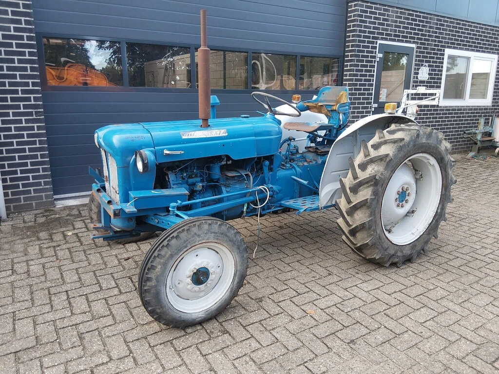 Fordson Dexta изображение 1