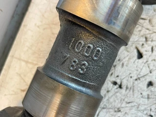 Volvo - 1000783 CAMSHAFT D6B afbeelding 3 miniatuur