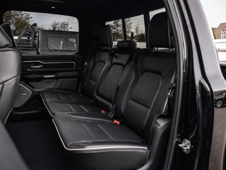 Dodge Ram 1500 2024 - Laramie Premium obrazek 16