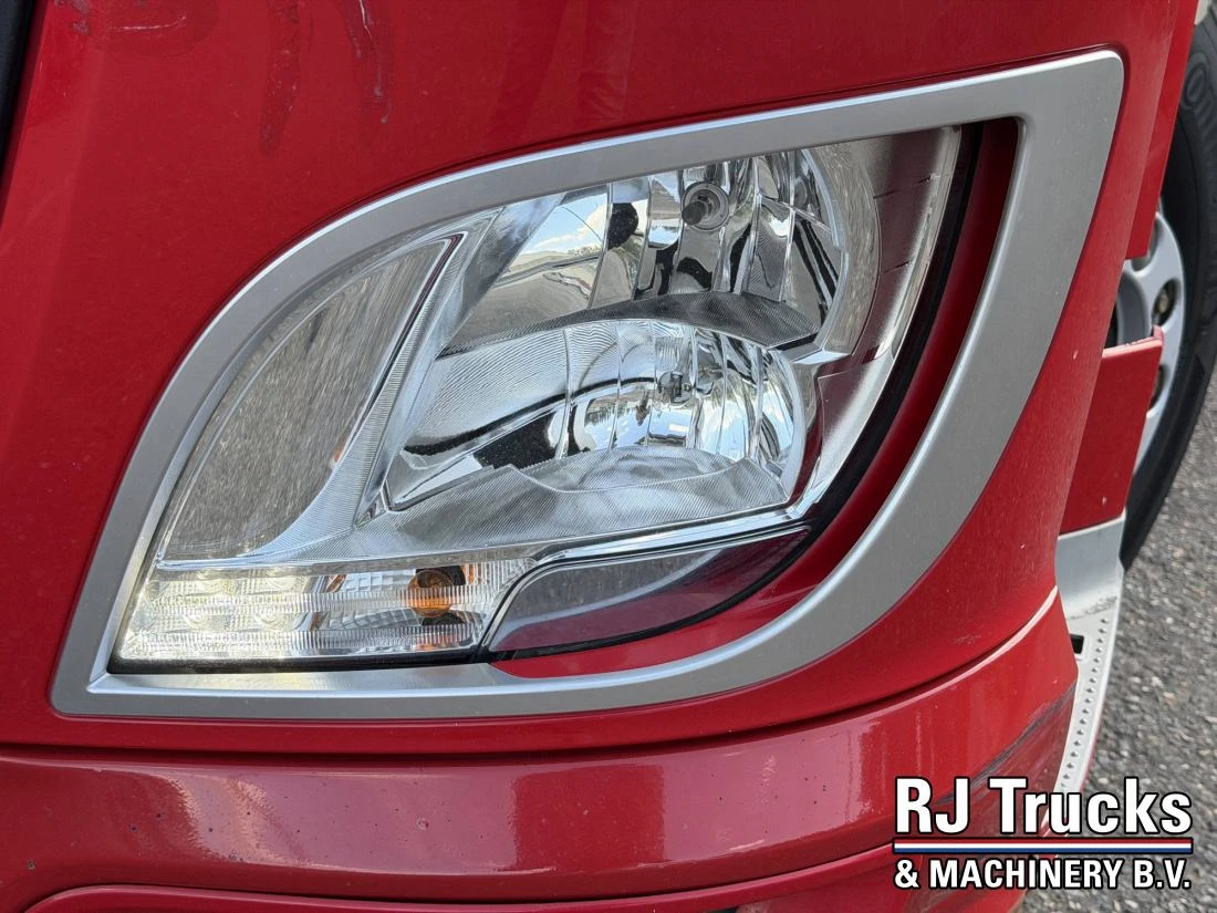 DAF XF480 - FT SSC 4x2 - TÜV 01-27 | Full Spoilers | Side Skirts | NightAC afbeelding 24