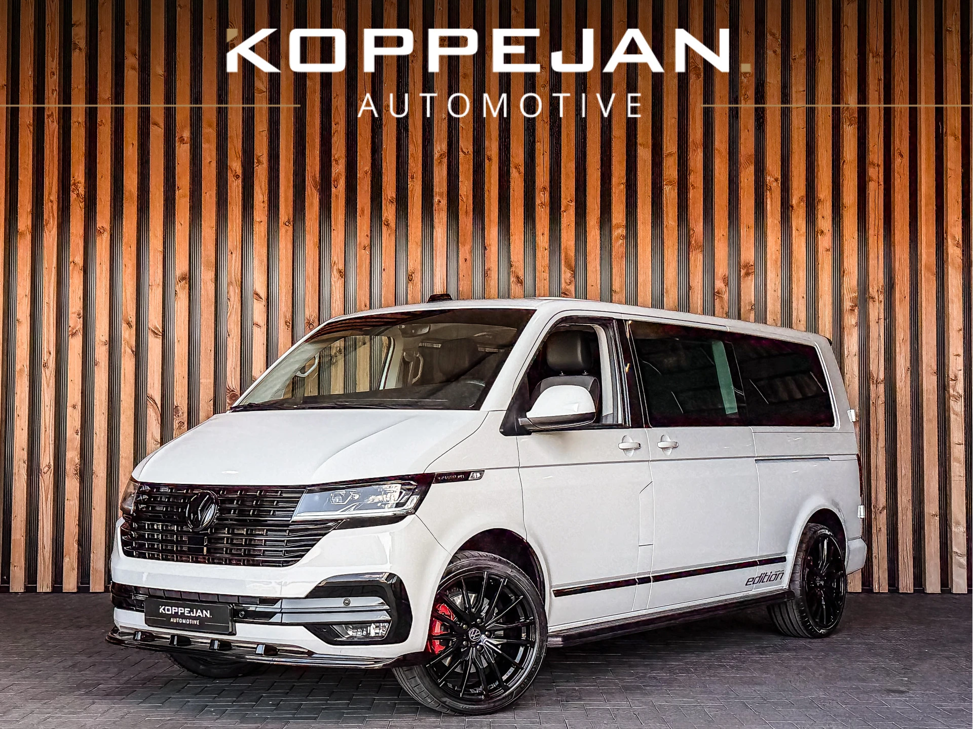 Volkswagen Transporter 2021 - Caravelle 2.0 TDI 204PK DSG Dubbele Cabine L2H1 afbeelding 1
