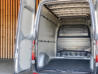 Mercedes-Benz Sprinter 2022 - 1.9 CDI 150PK Automaat L2H2 Bestelwagen image 42