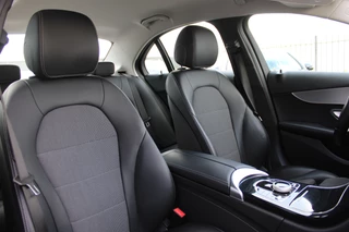Mercedes-Benz C-Class 2016 - 350e Avantgarde NAVI TREKHAAK CAMERA LUCHTVERING 18'' image 13