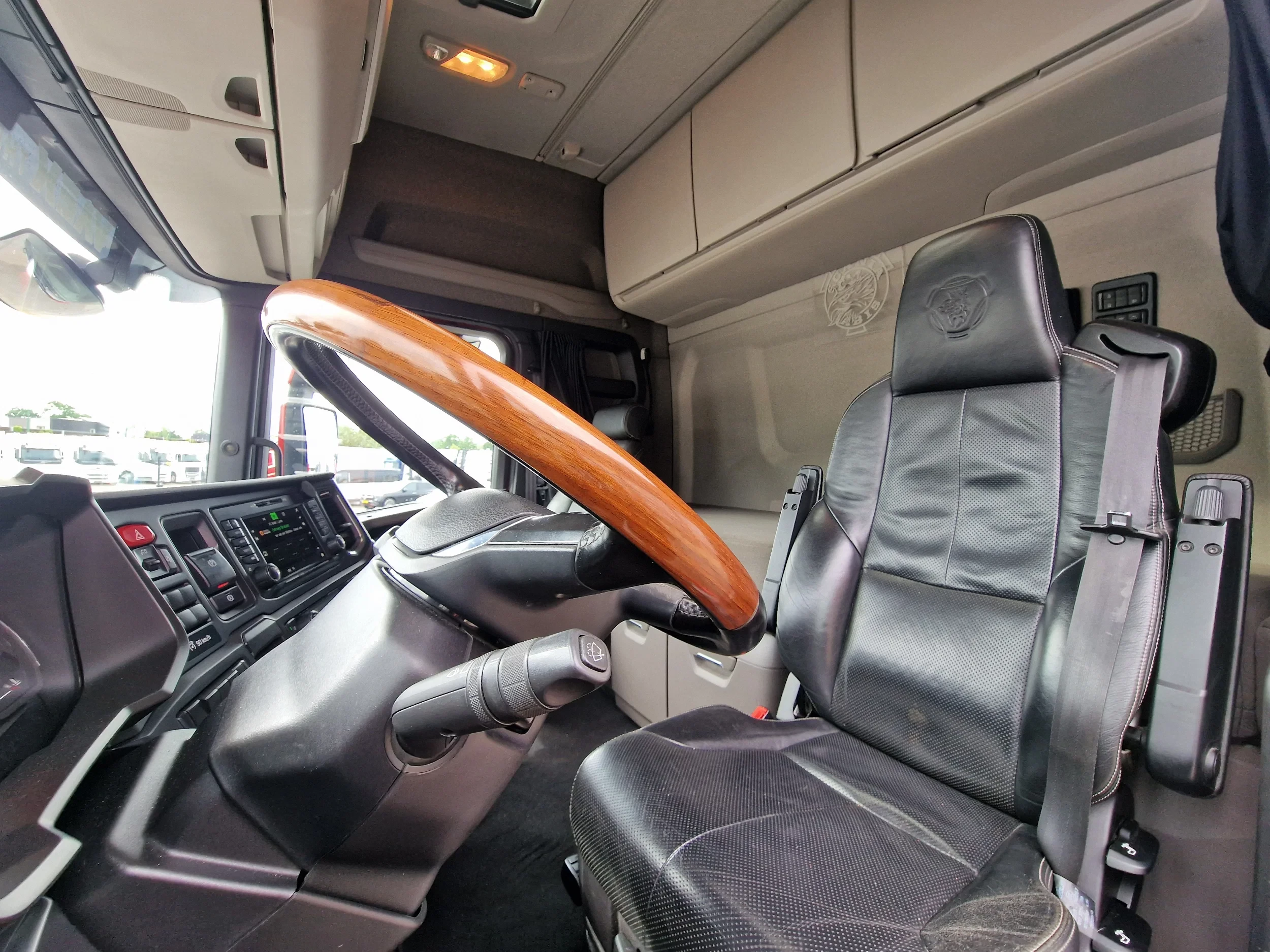 Scania S 2020 - S500 NGS Highline 4x2 - Retarder - Full air - 2x tank - Leather - Led obrázek 10