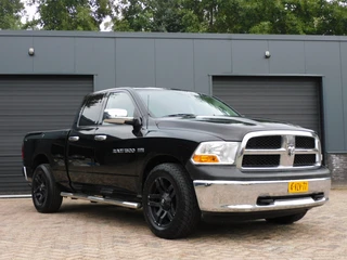 Dodge Ram 1500 2013 - 5.7 V8 4x4 Quad Cab 6'4 afbeelding 2 miniatuur