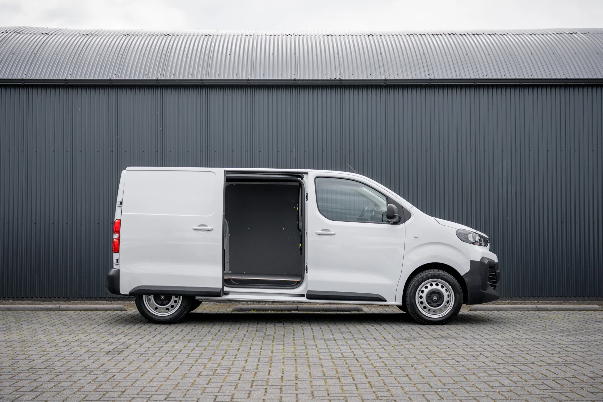 Citroën Jumpy 2024 - 2.0 BlueHDi | 145 PK | AUTO | Vitrual display | Camera | Carplay | Cruise | Airco | 3-Zits изображение 7
