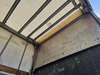Fruehauf ONCRK 22-110A | STEERING AXLE |CURTAINSIDER TRAILER | LOADING LIFT| DUTCH TRAILER. 2001 - N/A obrazek 10
