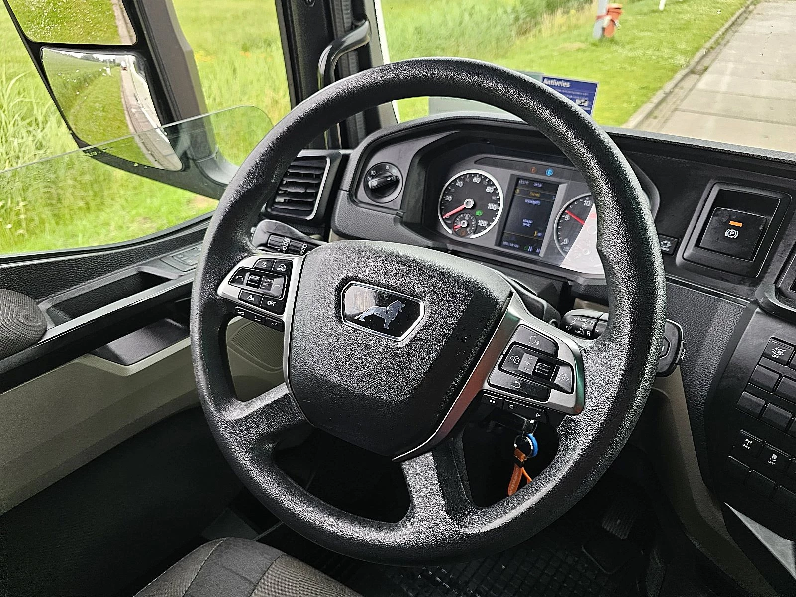 MAN TGX 2021 - 18.510 immagine 11