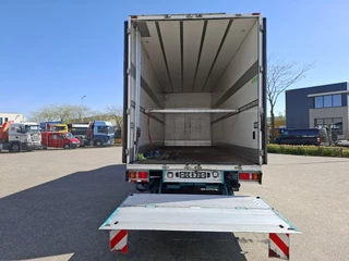 Scania R 2014 - R450 / RETARDER / ISOLATED GERMAN FLOWER COMBI / THROUGH-LOADING SYSTEM/ 2XPLATFORM 2TON / LIFT+LENKACHSE / PARKAIRCO / LWDS / EURO-6 / 2014 immagine 14