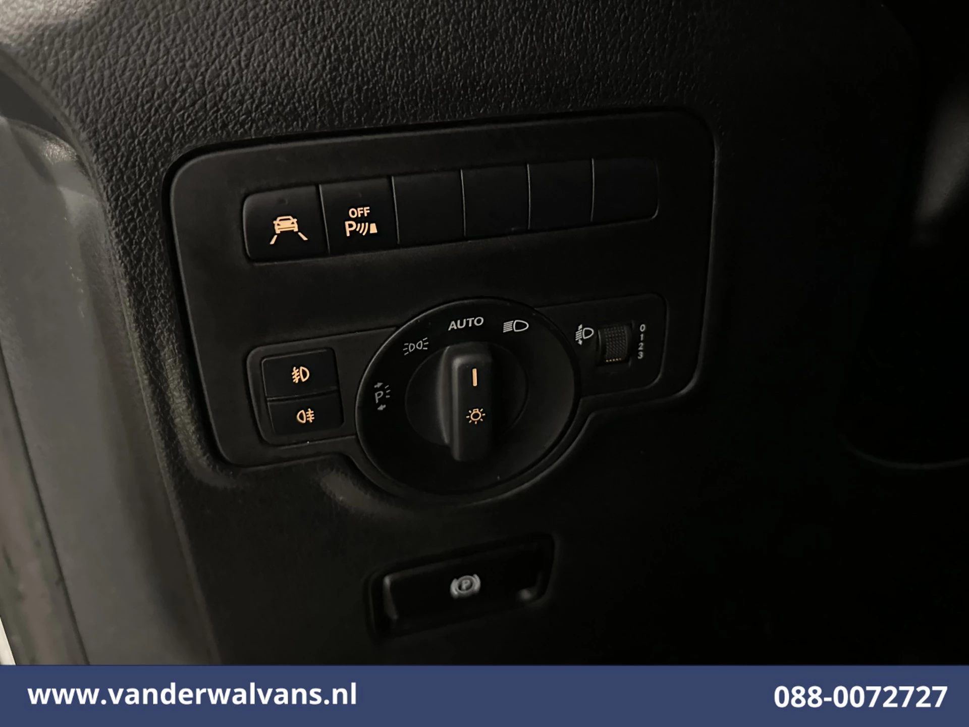 Mercedes-Benz Vito 2021 - 114 CDI 136pk L2H1 Euro6 Airco | Camera | Navigatie | Cruisecontrol | Apple Carplay image 18