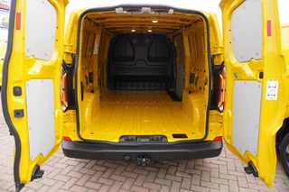 Ford E-Transit 2025 - Cust. 340 L2H1 136PK Trend 65 kWh Automaat afbeelding 4
