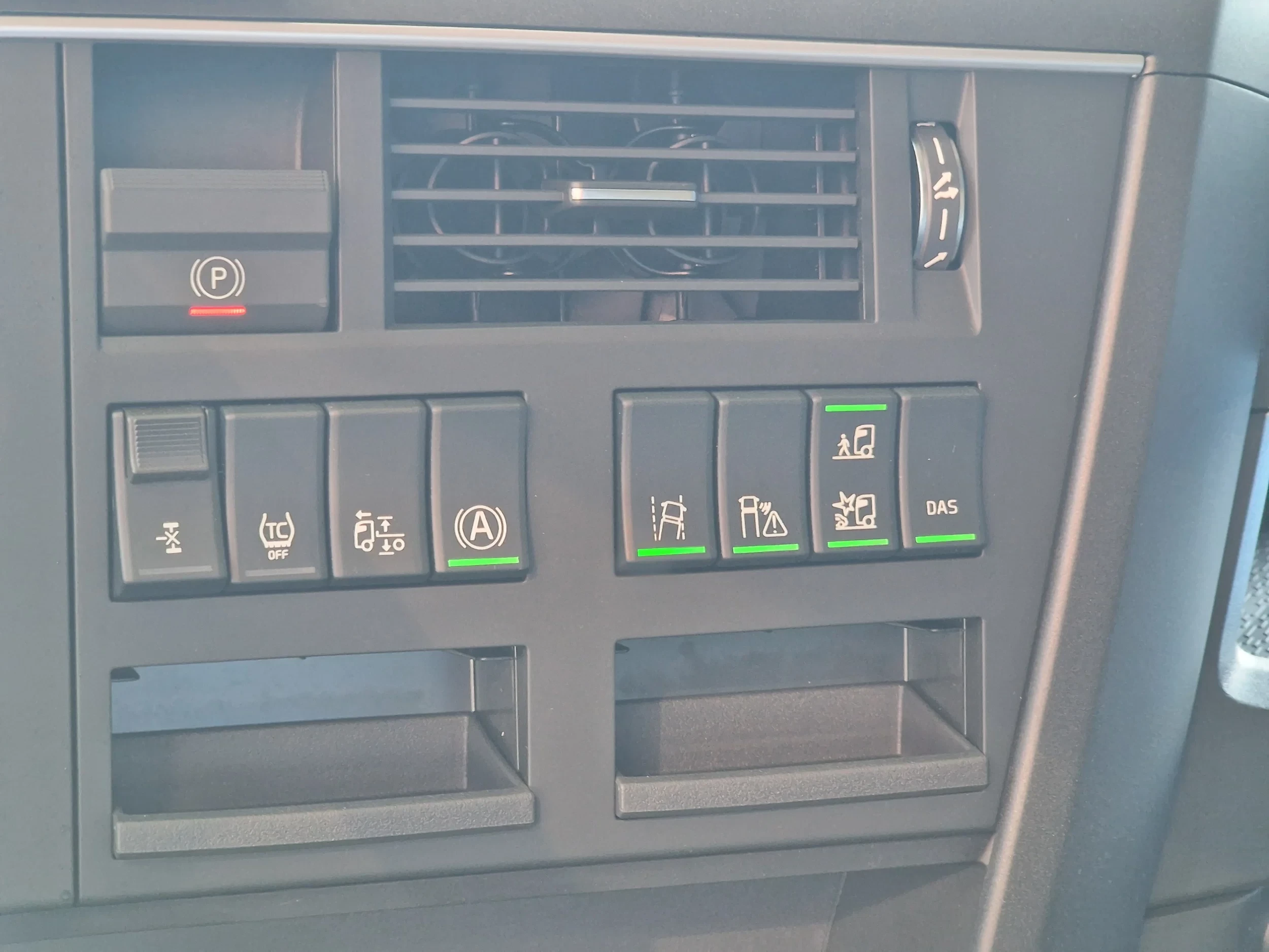 Volvo FH 2026 - 13.540 Aero Globetrotter XL 4x2 - New - Full spec - Retarder - I parkcool - Full air immagine 18