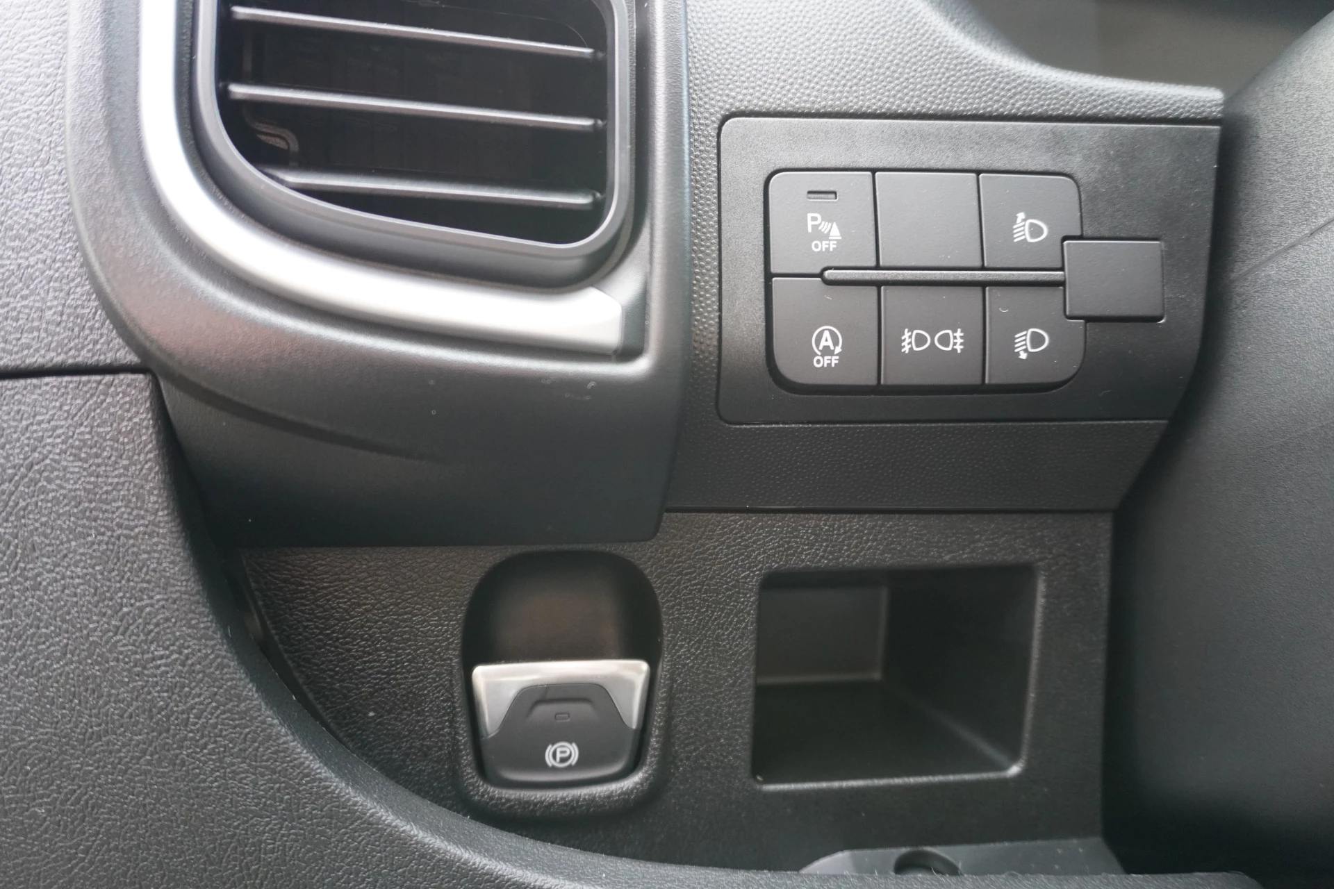 Citroën Jumper 2024 - 335 2.2 BlueHDi 180PK L3H2 Automaat obrázek 27