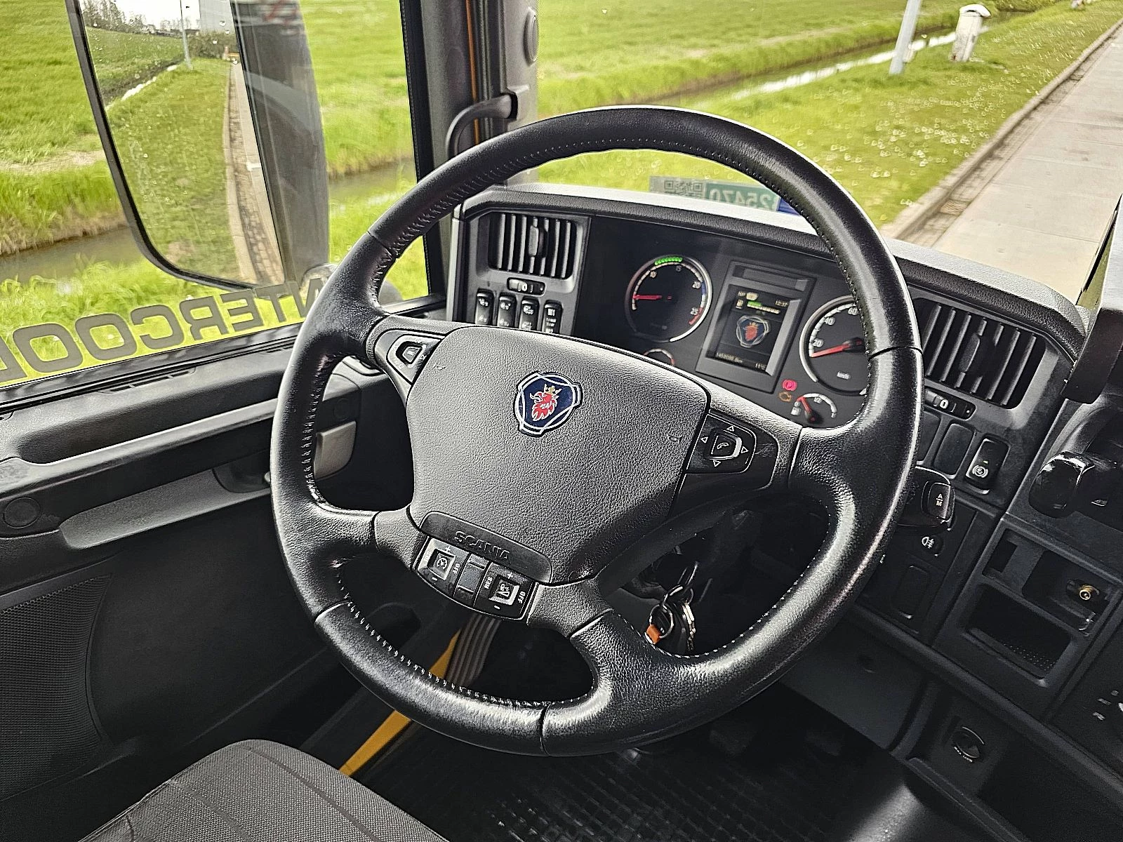 Scania R 2015 - R410 imagem 9