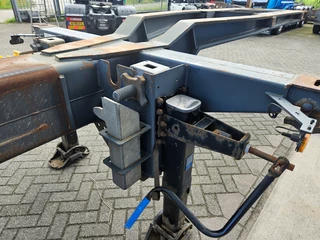 Pacton T3-010 2007 - T3-010 multi chassis geschoopeerd 2x liftas BPW obrazek 23