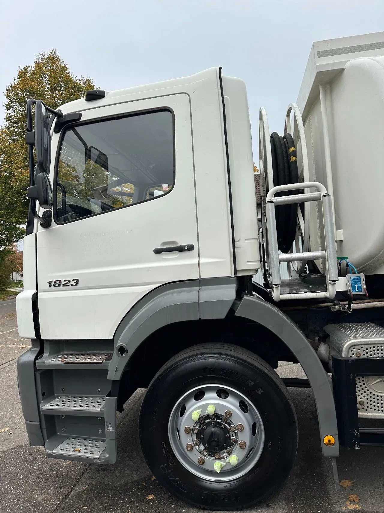 Mercedes-Benz Axor 1823 2006 - LA *Tankwagen für Heizöl/Diesel, 2 Kammern, 14.000 Ltr. afbeelding 3