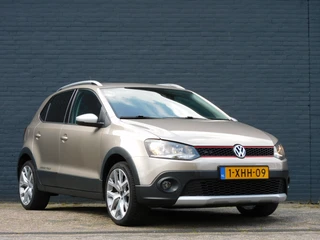 Volkswagen Polo 2014 - 1.2 TSI Cross AUTOMAAT! image 2 thumbnail