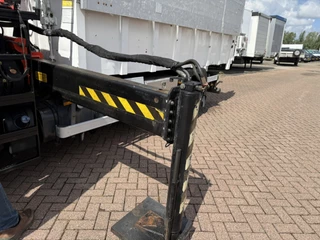 DAF FA LF45G12 Kipper met kraan 2008 - N/A obrazek 11