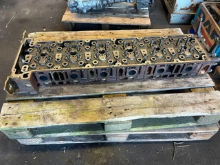 Mercedes-Benz - A 4710107520 CYLINDER HEAD te koop