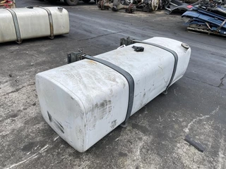 DAF N/A - BRANDSTOFTANK 690 LTR (199.5X67.5X58 CM) obrazek 3
