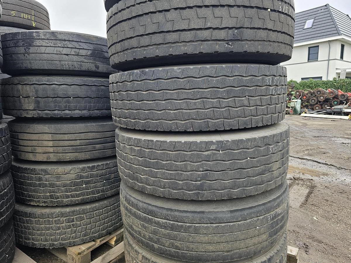 Several 315/80 R 22.5 2000 imagen 4